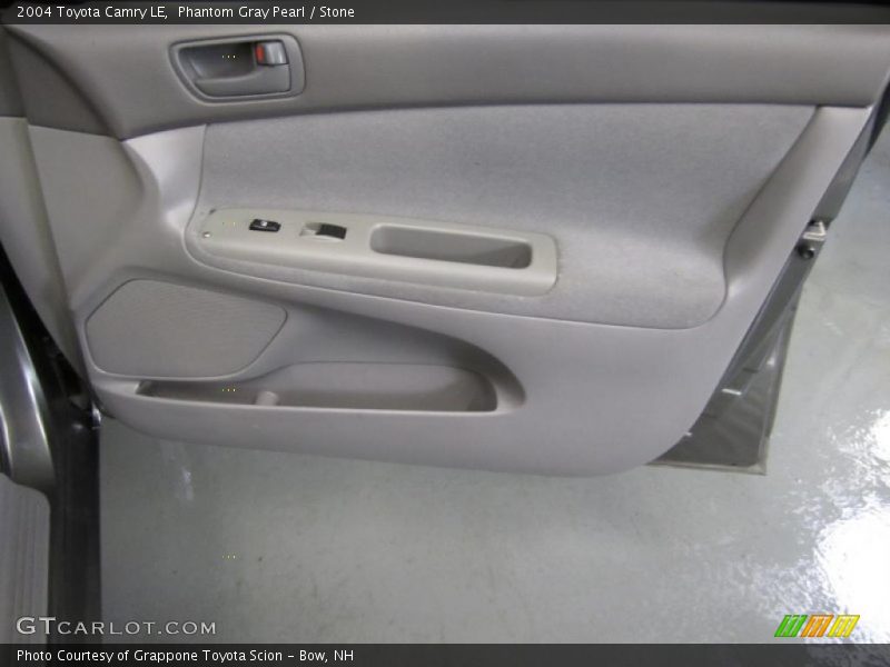 Phantom Gray Pearl / Stone 2004 Toyota Camry LE