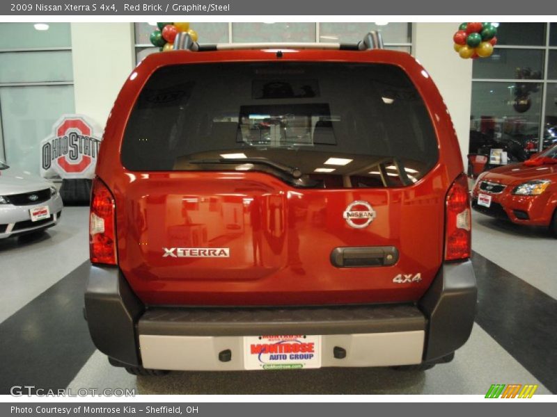 Red Brick / Graphite/Steel 2009 Nissan Xterra S 4x4