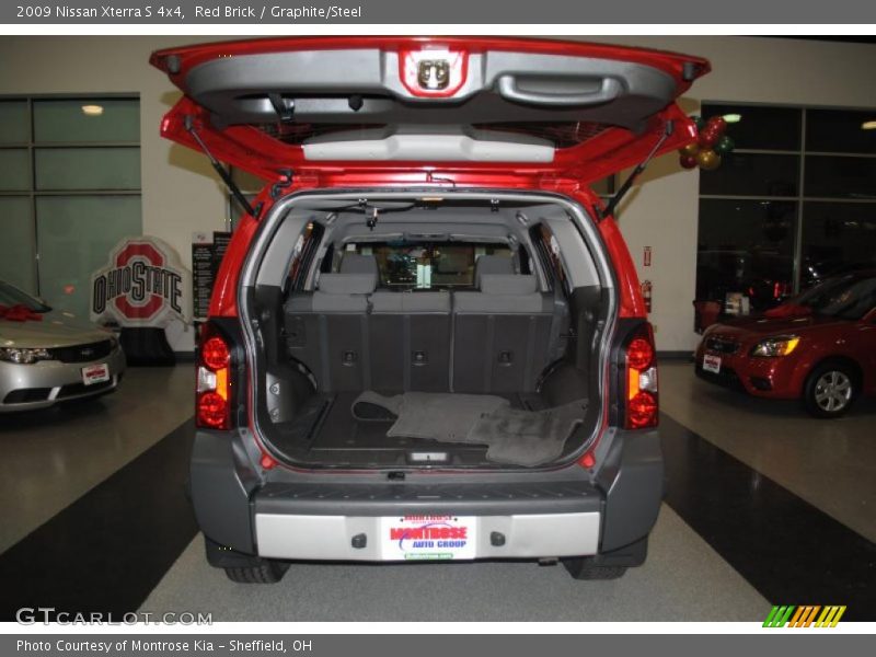 Red Brick / Graphite/Steel 2009 Nissan Xterra S 4x4