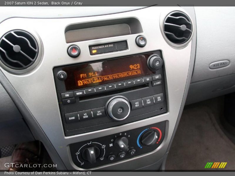 Controls of 2007 ION 2 Sedan