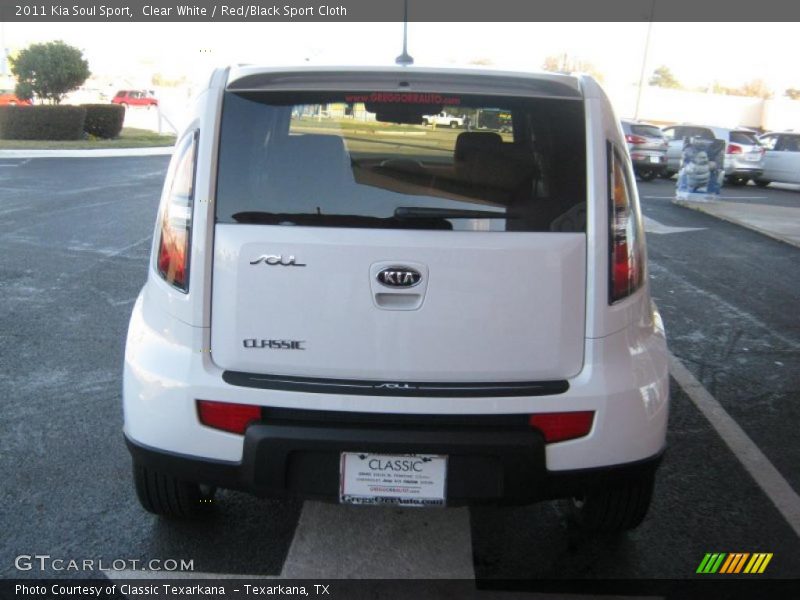 Clear White / Red/Black Sport Cloth 2011 Kia Soul Sport