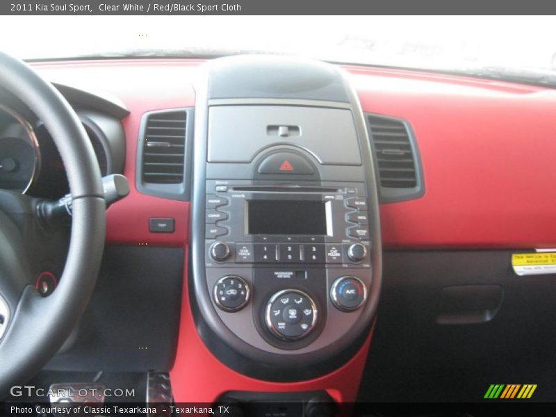 Clear White / Red/Black Sport Cloth 2011 Kia Soul Sport