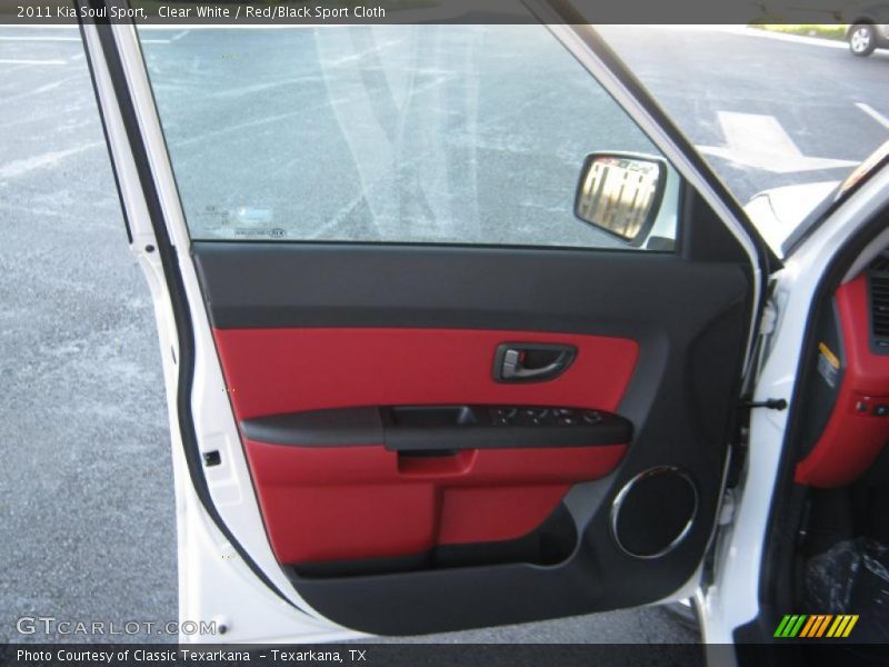 Clear White / Red/Black Sport Cloth 2011 Kia Soul Sport
