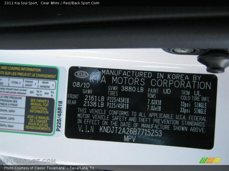 Clear White / Red/Black Sport Cloth 2011 Kia Soul Sport