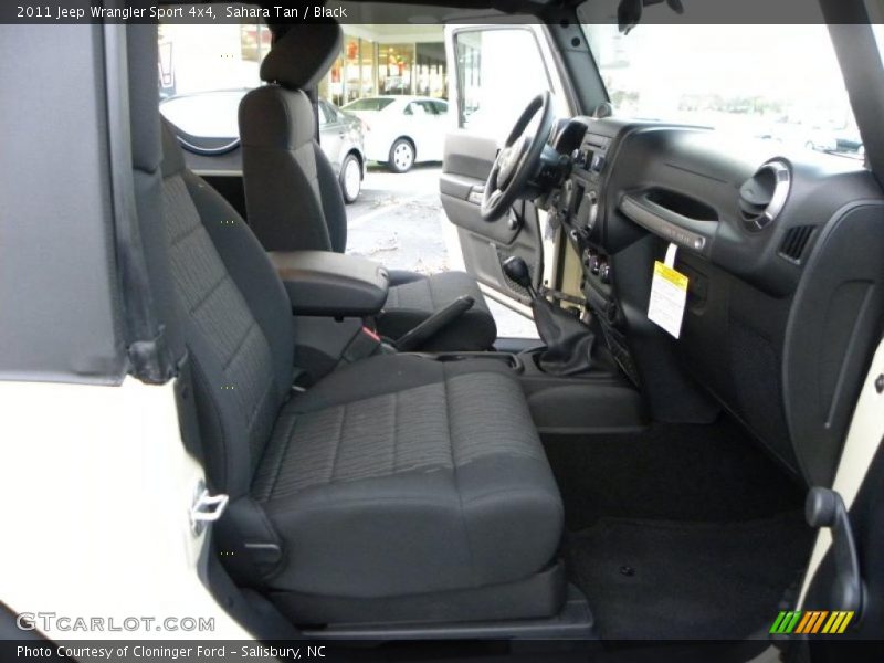 Sahara Tan / Black 2011 Jeep Wrangler Sport 4x4