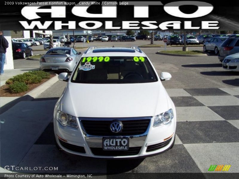 Candy White / Cornsilk Beige 2009 Volkswagen Passat Komfort Wagon