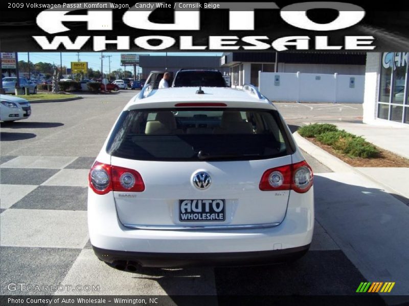 Candy White / Cornsilk Beige 2009 Volkswagen Passat Komfort Wagon