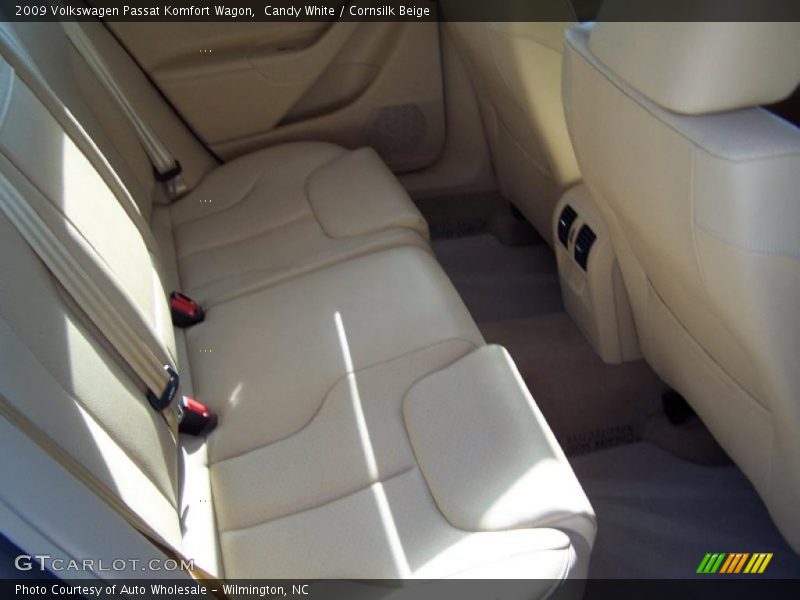 Candy White / Cornsilk Beige 2009 Volkswagen Passat Komfort Wagon