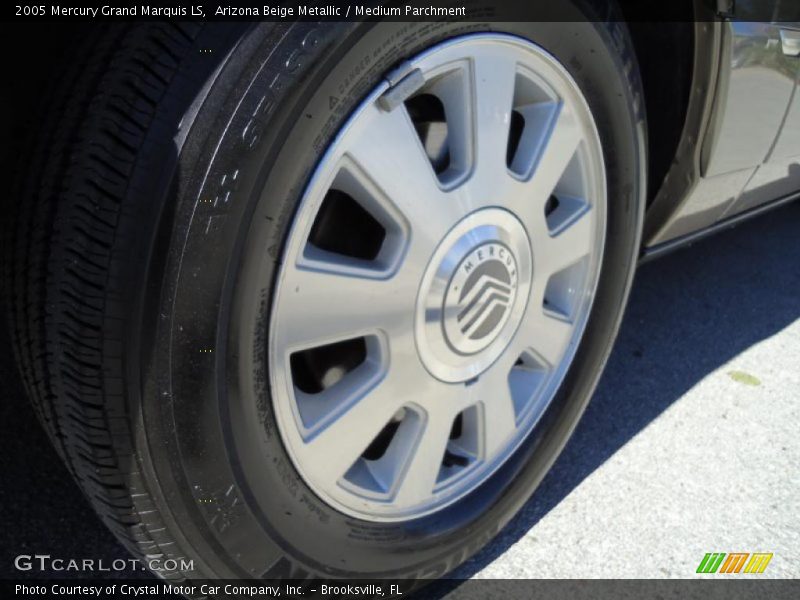 Arizona Beige Metallic / Medium Parchment 2005 Mercury Grand Marquis LS