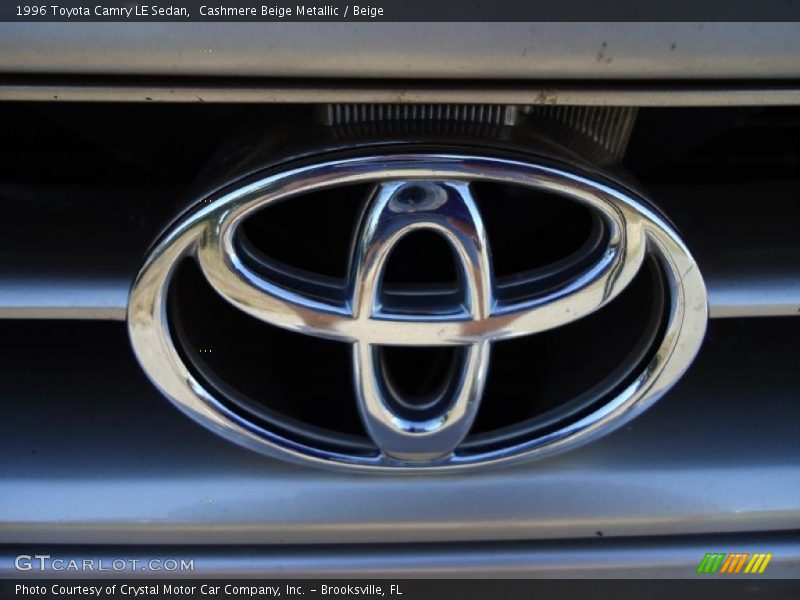 Cashmere Beige Metallic / Beige 1996 Toyota Camry LE Sedan