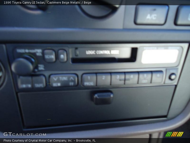Cashmere Beige Metallic / Beige 1996 Toyota Camry LE Sedan