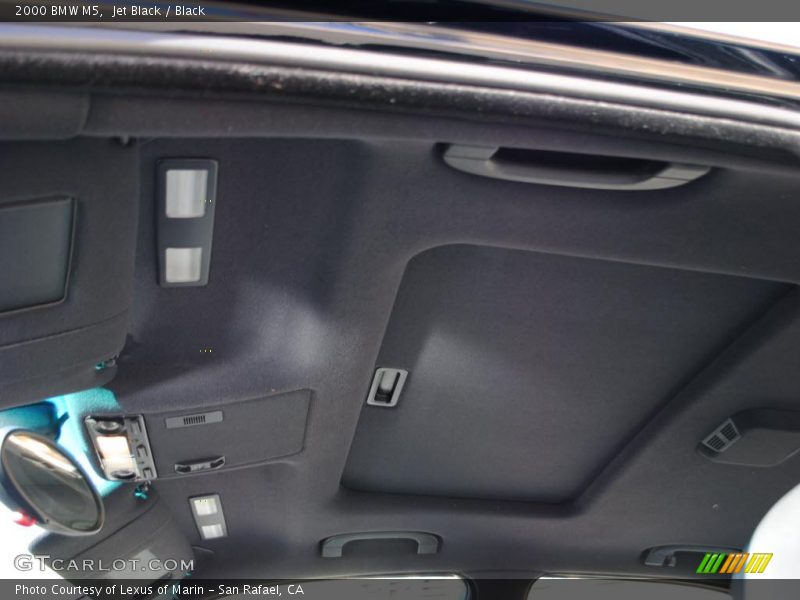 Sunroof of 2000 M5 