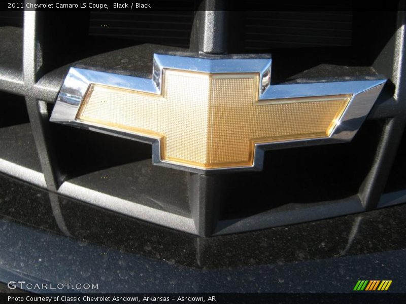  2011 Camaro LS Coupe Logo