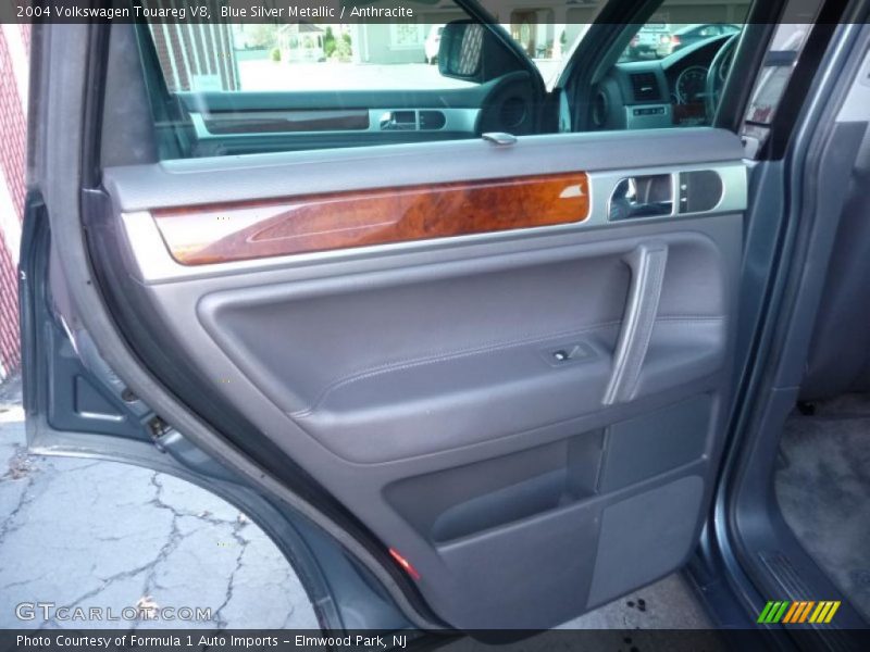 Blue Silver Metallic / Anthracite 2004 Volkswagen Touareg V8