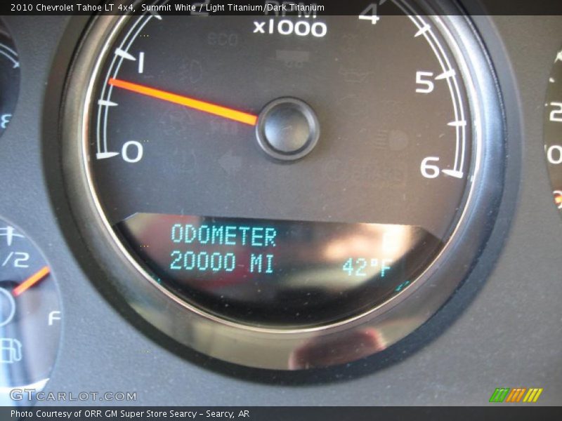 Summit White / Light Titanium/Dark Titanium 2010 Chevrolet Tahoe LT 4x4