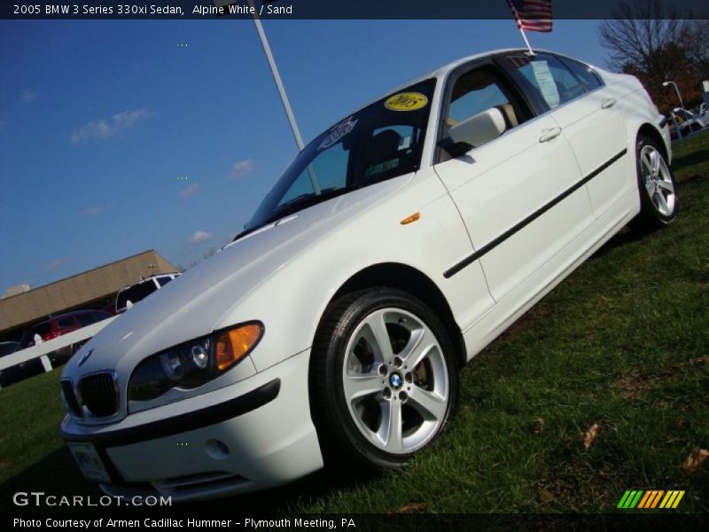 Alpine White / Sand 2005 BMW 3 Series 330xi Sedan