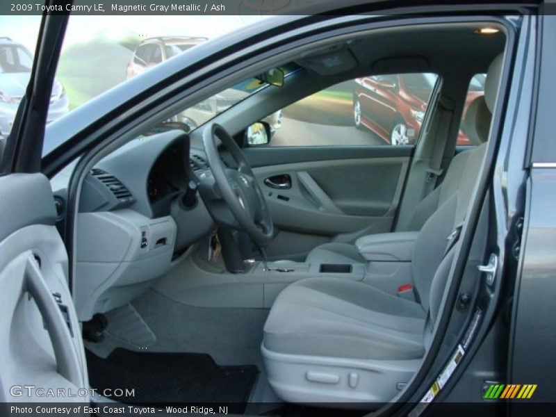 Magnetic Gray Metallic / Ash 2009 Toyota Camry LE