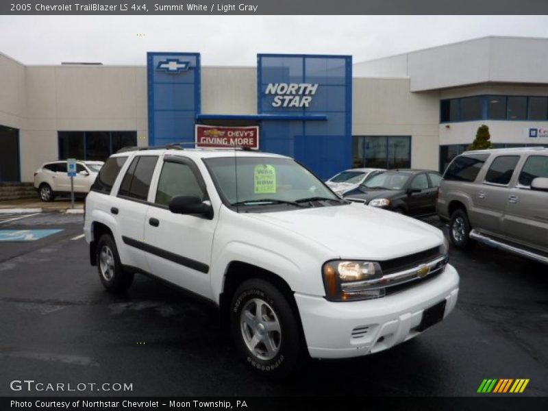 Summit White / Light Gray 2005 Chevrolet TrailBlazer LS 4x4