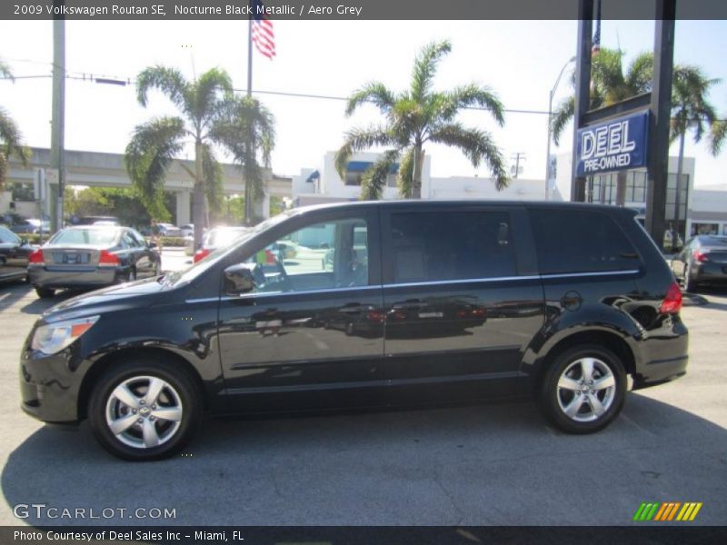Nocturne Black Metallic / Aero Grey 2009 Volkswagen Routan SE