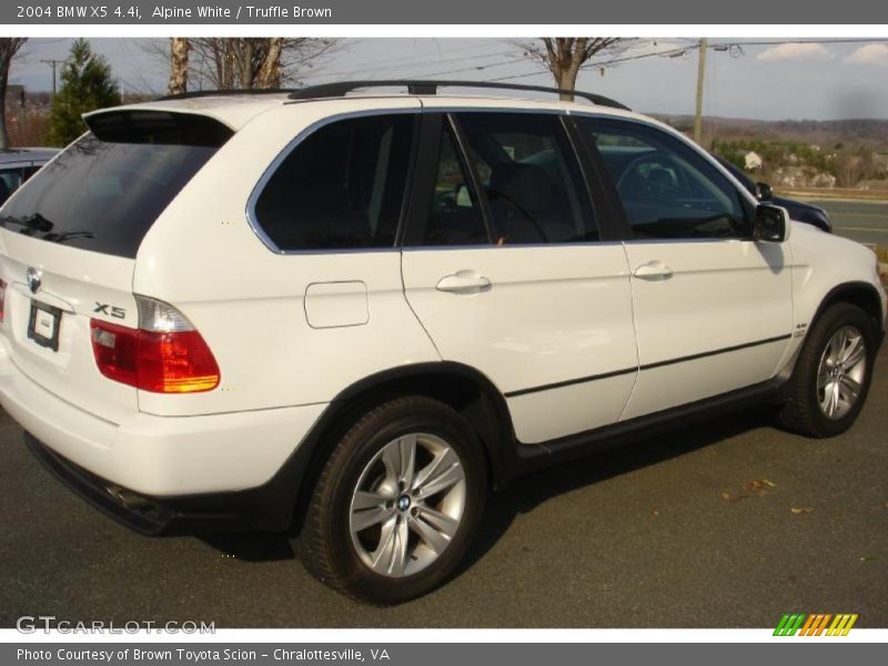 Alpine White / Truffle Brown 2004 BMW X5 4.4i