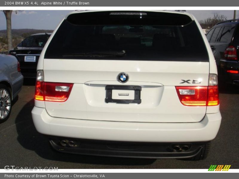 Alpine White / Truffle Brown 2004 BMW X5 4.4i