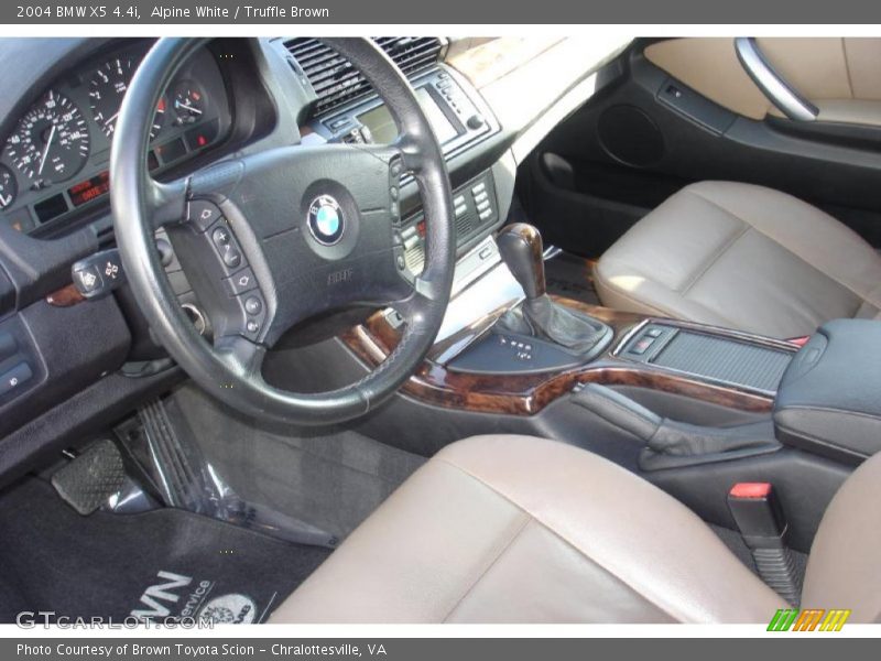 Alpine White / Truffle Brown 2004 BMW X5 4.4i