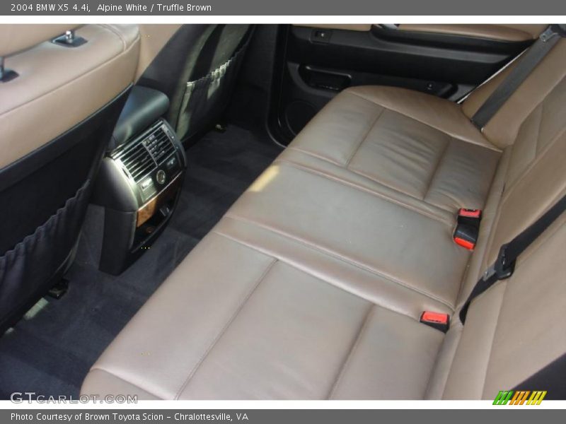 Alpine White / Truffle Brown 2004 BMW X5 4.4i
