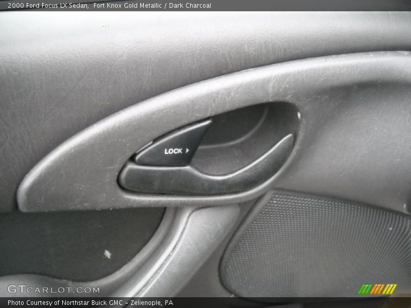 Fort Knox Gold Metallic / Dark Charcoal 2000 Ford Focus LX Sedan