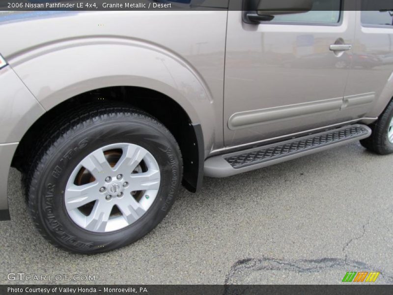 Granite Metallic / Desert 2006 Nissan Pathfinder LE 4x4
