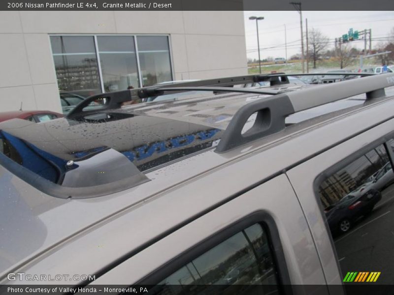 Granite Metallic / Desert 2006 Nissan Pathfinder LE 4x4