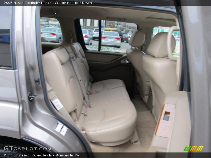 Granite Metallic / Desert 2006 Nissan Pathfinder LE 4x4