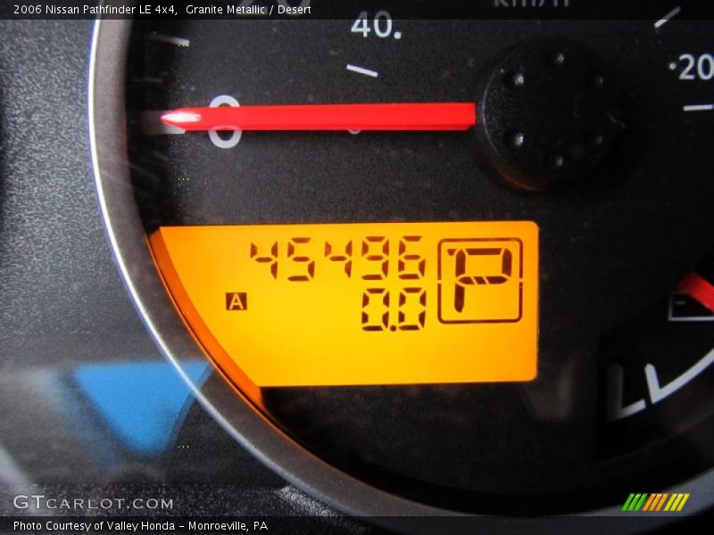 Granite Metallic / Desert 2006 Nissan Pathfinder LE 4x4