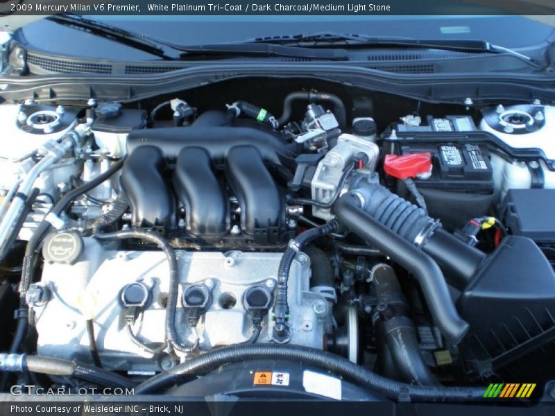 White Platinum Tri-Coat / Dark Charcoal/Medium Light Stone 2009 Mercury Milan V6 Premier