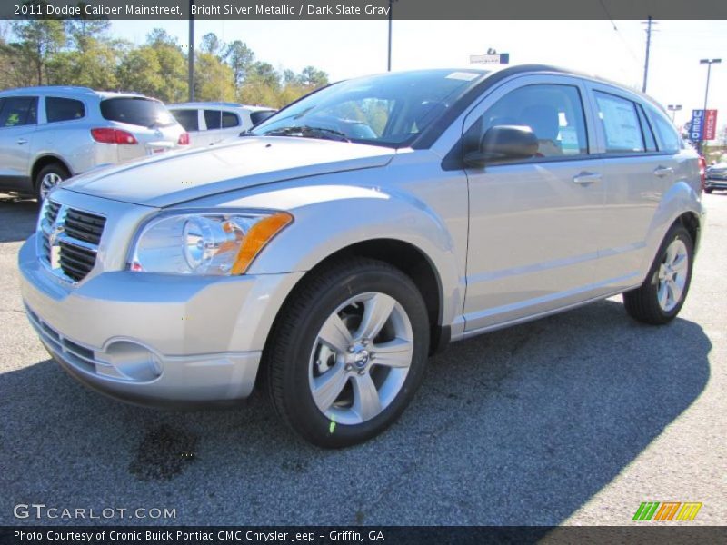 Bright Silver Metallic / Dark Slate Gray 2011 Dodge Caliber Mainstreet