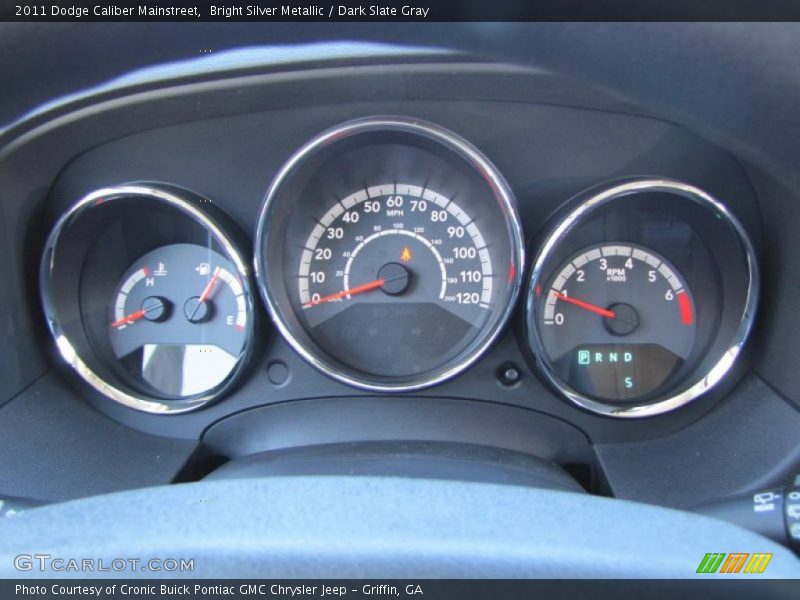 Bright Silver Metallic / Dark Slate Gray 2011 Dodge Caliber Mainstreet