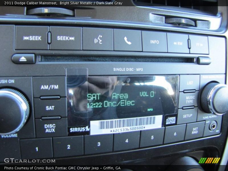 Bright Silver Metallic / Dark Slate Gray 2011 Dodge Caliber Mainstreet