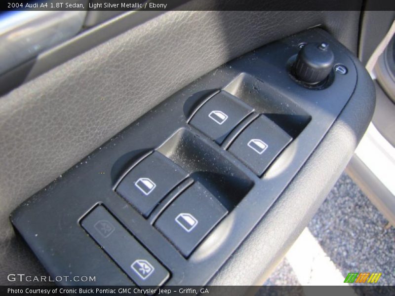 Light Silver Metallic / Ebony 2004 Audi A4 1.8T Sedan