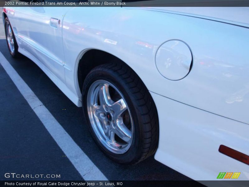 Arctic White / Ebony Black 2002 Pontiac Firebird Trans Am Coupe