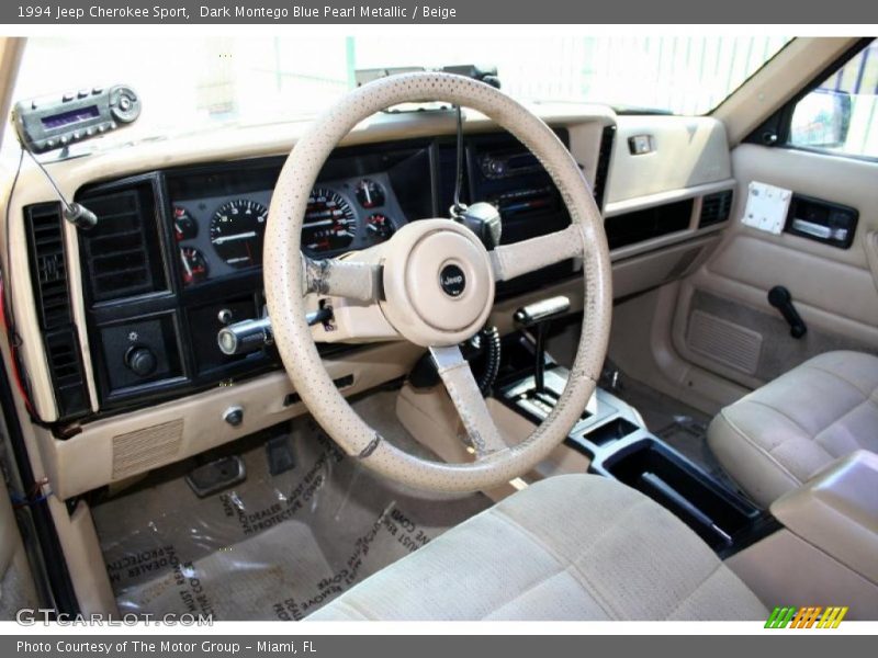  1994 Cherokee Sport Beige Interior