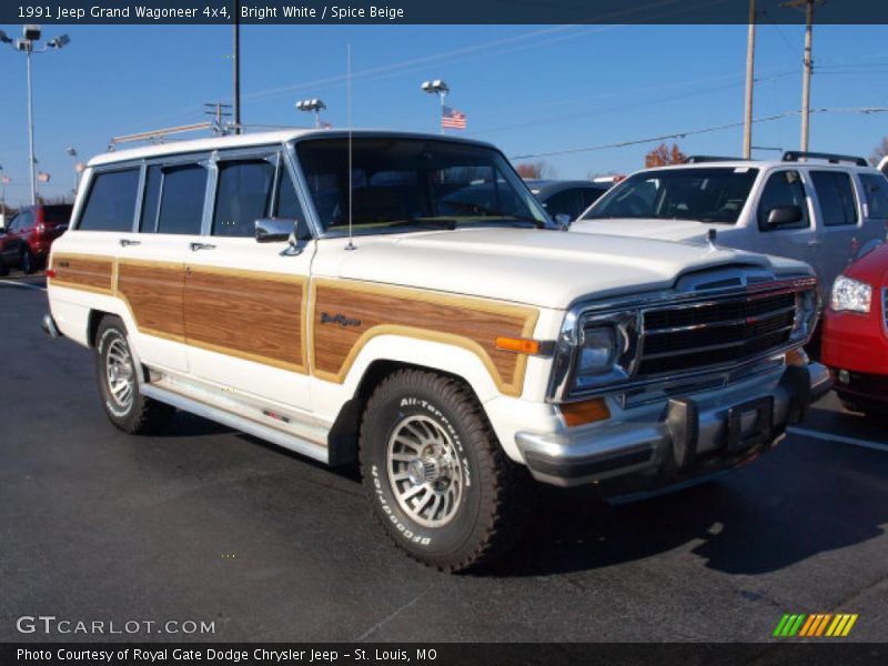 Front 3/4 View of 1991 Grand Wagoneer 4x4