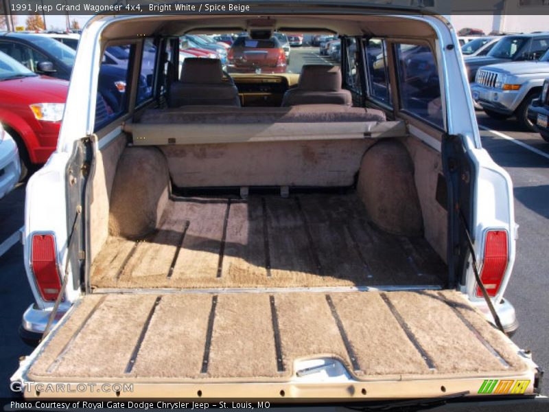 Bright White / Spice Beige 1991 Jeep Grand Wagoneer 4x4