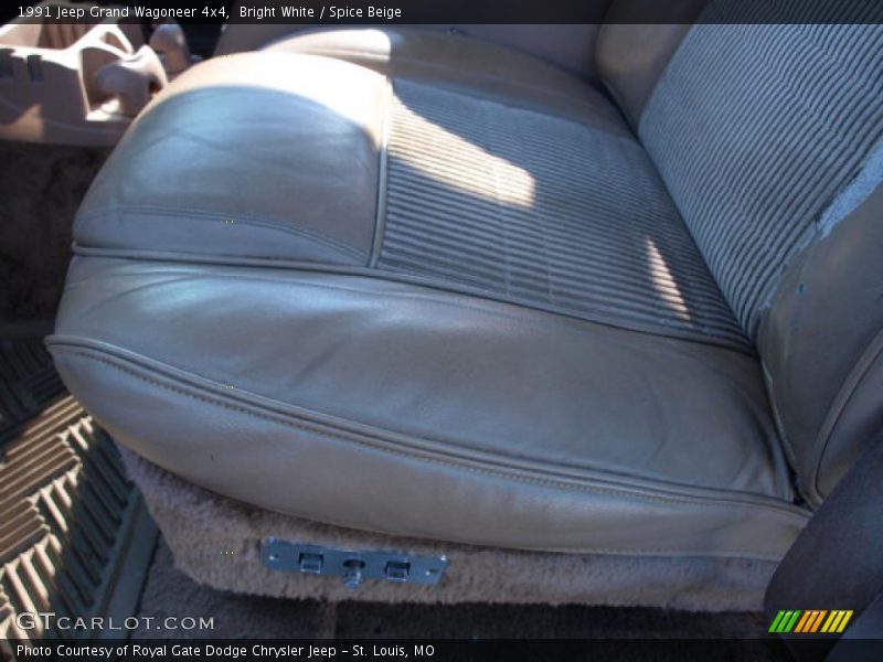 Bright White / Spice Beige 1991 Jeep Grand Wagoneer 4x4