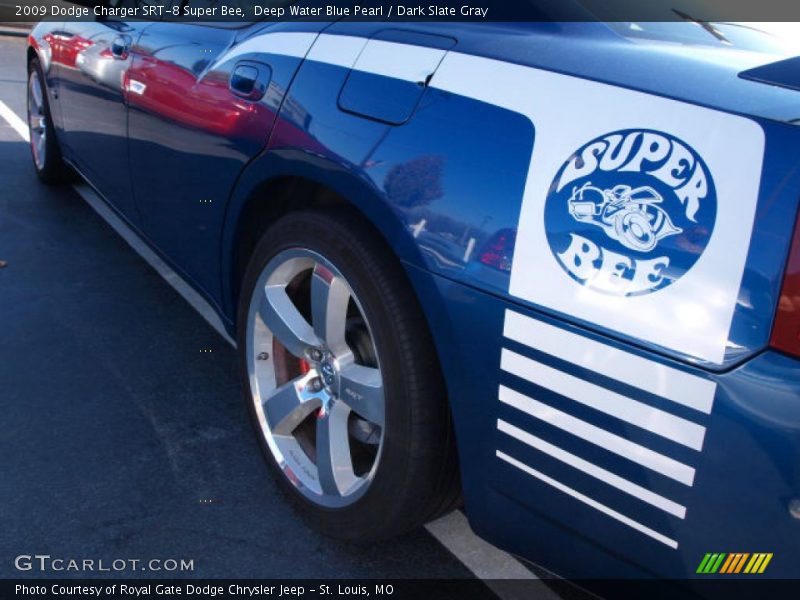  2009 Charger SRT-8 Super Bee Logo