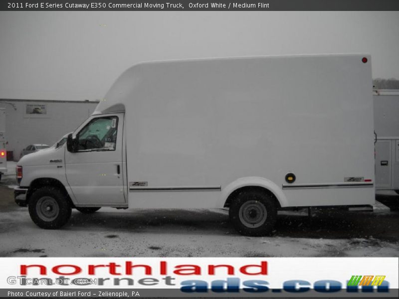 Oxford White / Medium Flint 2011 Ford E Series Cutaway E350 Commercial Moving Truck