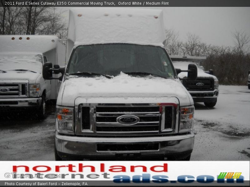 Oxford White / Medium Flint 2011 Ford E Series Cutaway E350 Commercial Moving Truck