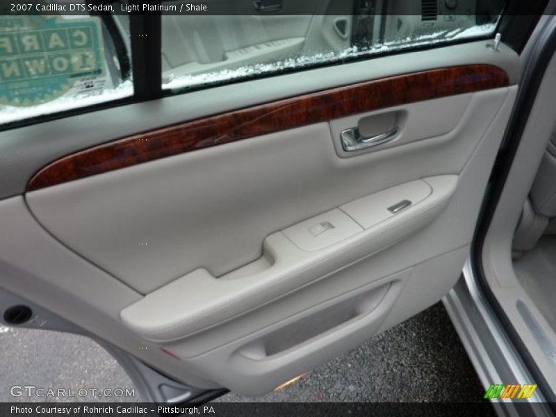 Light Platinum / Shale 2007 Cadillac DTS Sedan