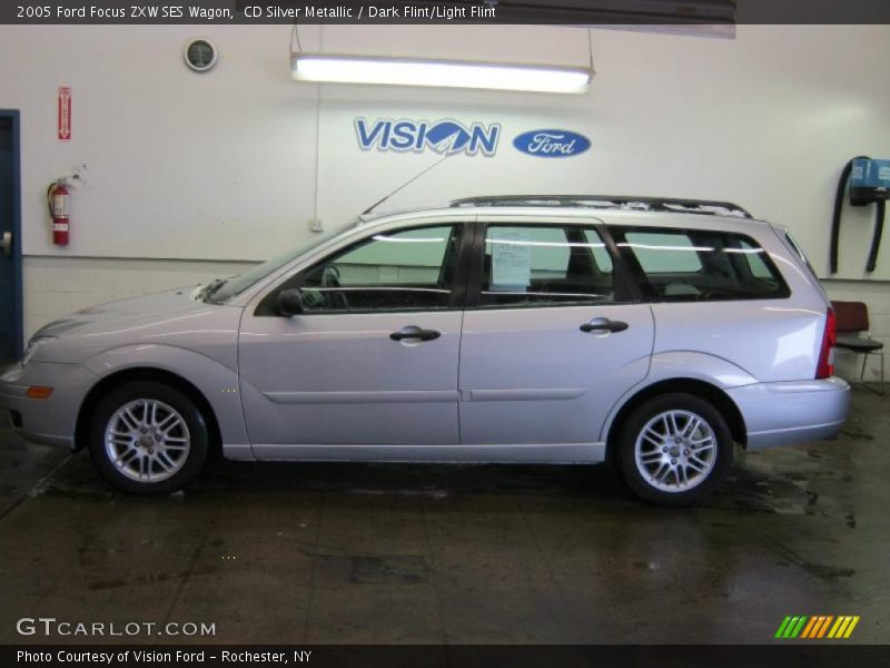 CD Silver Metallic / Dark Flint/Light Flint 2005 Ford Focus ZXW SES Wagon