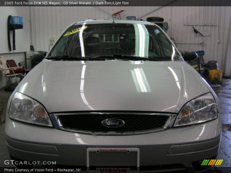 CD Silver Metallic / Dark Flint/Light Flint 2005 Ford Focus ZXW SES Wagon