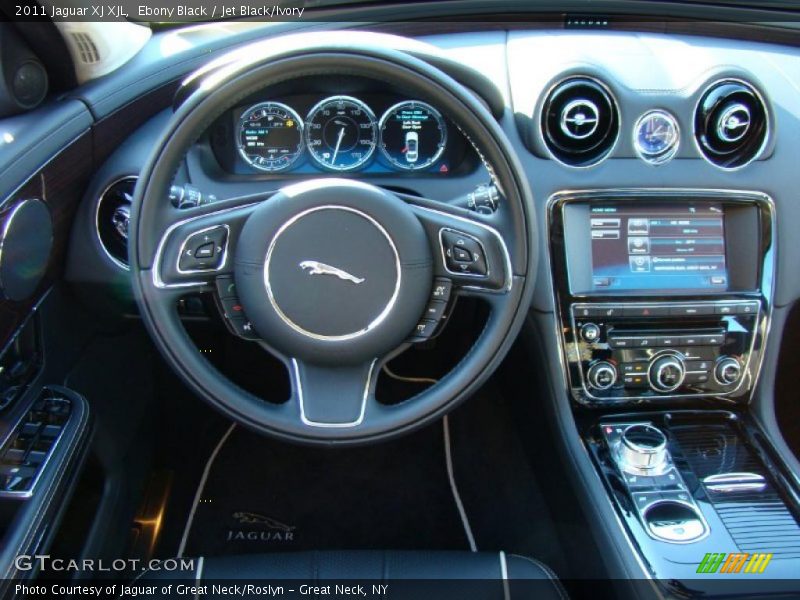Dashboard of 2011 XJ XJL