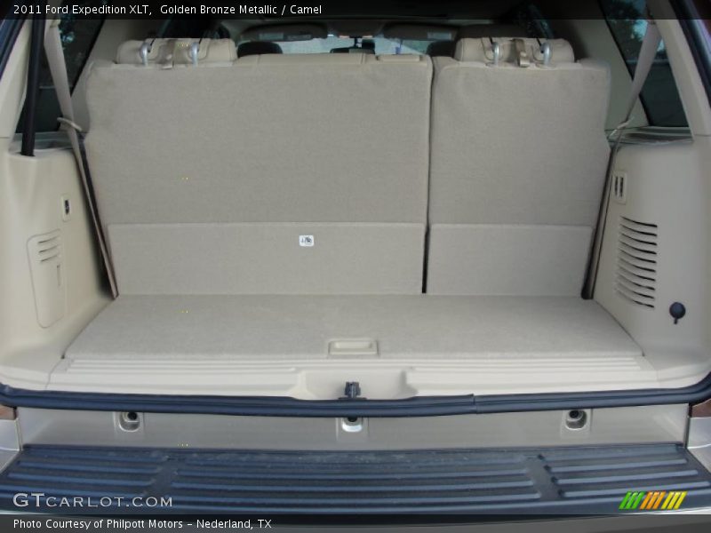  2011 Expedition XLT Trunk